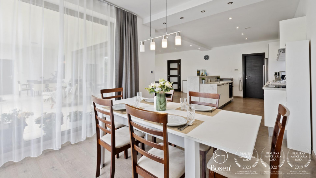 BOSEN | Moderný 8 izbový rodinný dom, Trnavská, Bernolákovo, 326 m2