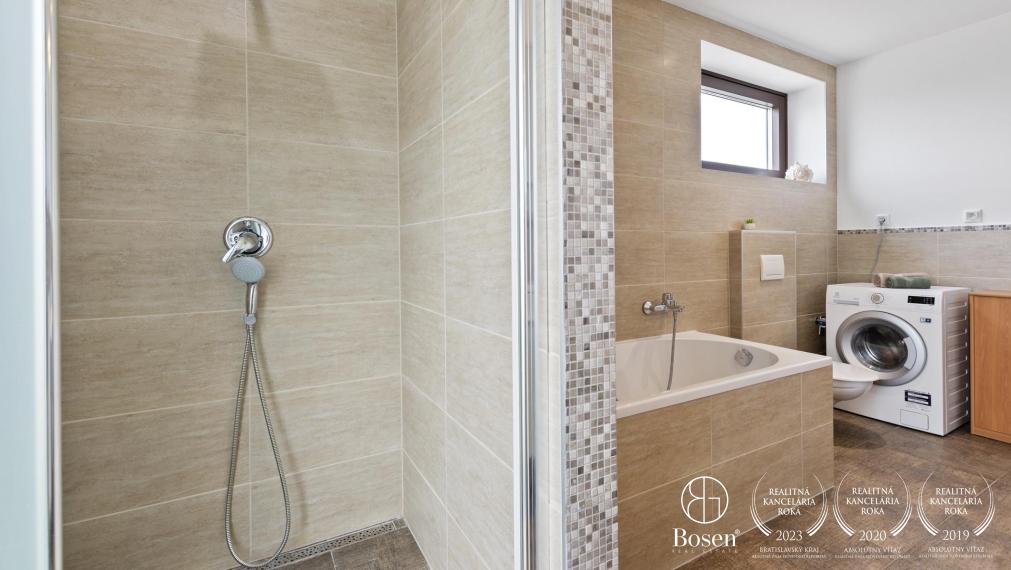 BOSEN | Moderný 8 izbový rodinný dom, Trnavská, Bernolákovo, 326 m2