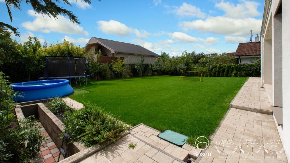 BOSEN | Moderný 8 izbový rodinný dom, Trnavská, Bernolákovo, 326 m2