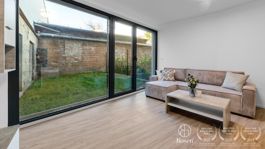 BOSEN | Prenájom 2 izbový byt s predzáhradkou a parkovacím miestom ,,B1'' na ulici Karpatská, Bratislava - Staré Mesto