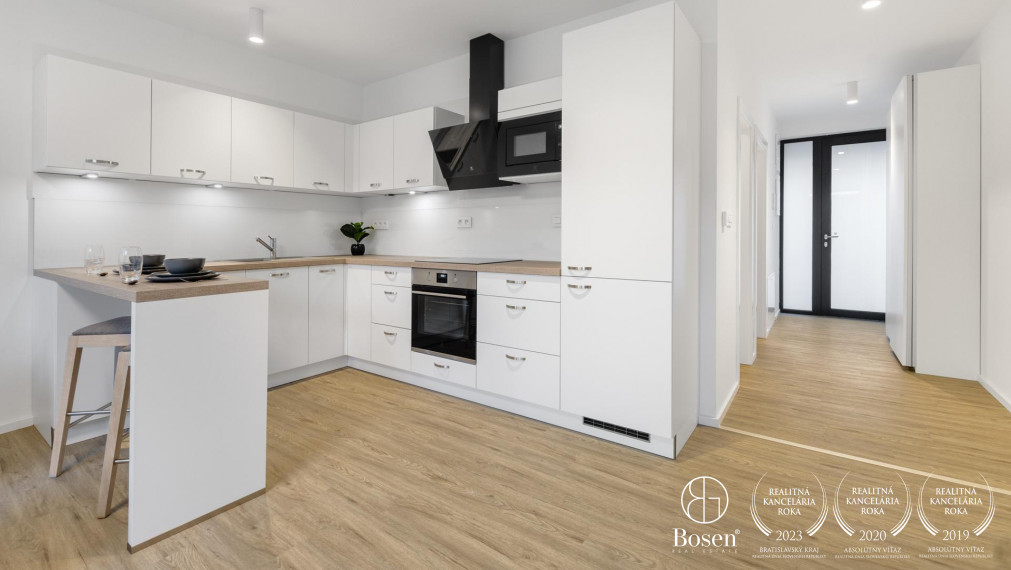 BOSEN | Prenájom 2 izbový byt s predzáhradkou a parkovacím miestom, Karpatská ulica, Bratislava - Staré Mesto