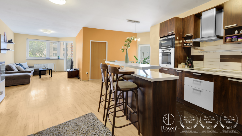 BOSEN | PREDANÉ: 3 izbový byt s balkónom, Ivana Bukovčana, Devínska Nová Ves