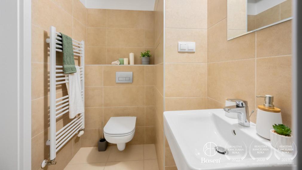 PREDANÉ BOSEN | Slnečnice 1.izbový byt s vonkajším parkovacím státím, Petržalka, 29,56 m2