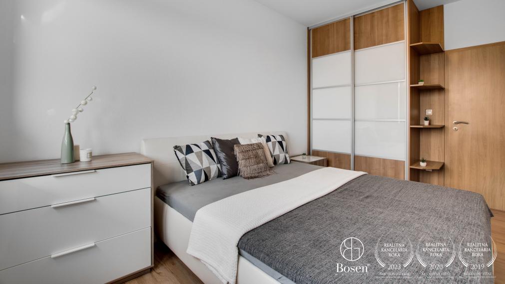 BOSEN | PREDANÉ:| Zariadený 2 izbový byt, Smaragdová ul., Jarovce, 60 m2