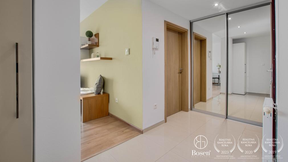 BOSEN | PREDANÉ:| Zariadený 2 izbový byt, Smaragdová ul., Jarovce, 60 m2