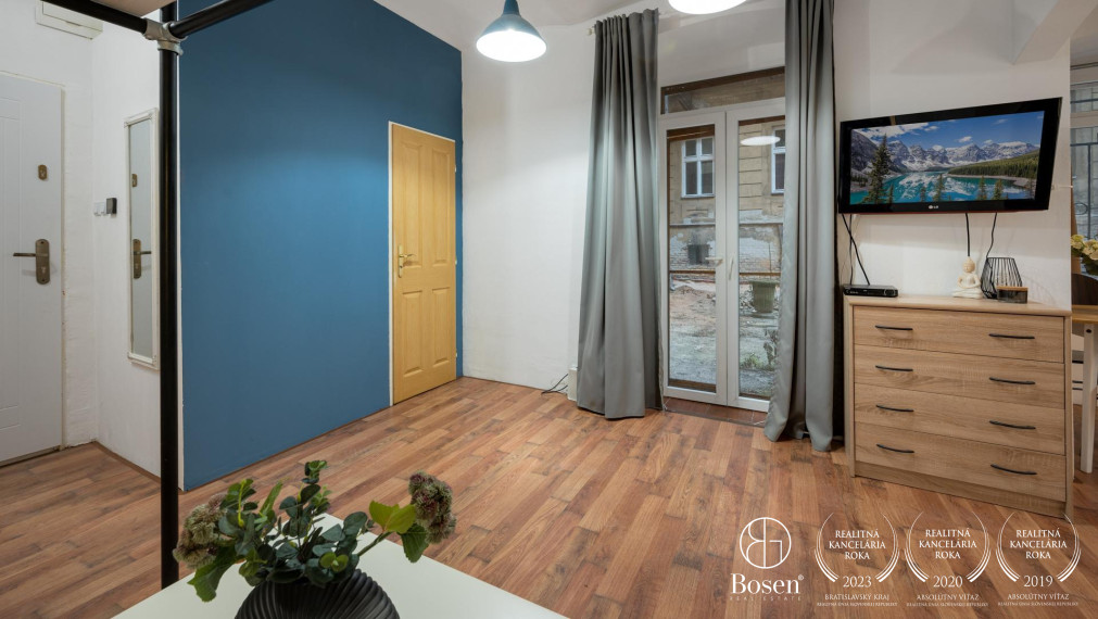 PREDANÉ BOSEN | Dva 1 izbové byty, Staré Mesto - Palisády