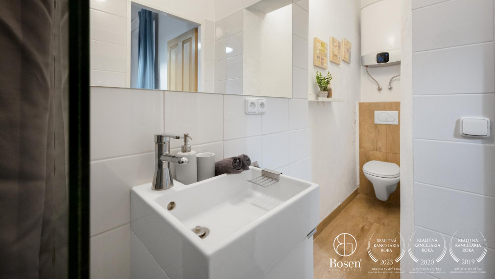 PREDANÉ BOSEN | Dva 1 izbové byty, Staré Mesto - Palisády