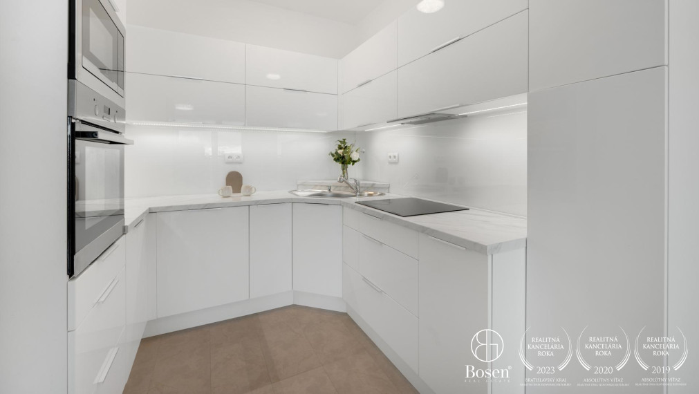 BOSEN | 3 izbový slnečný byt v projekte Panorama City, 74.86 m2