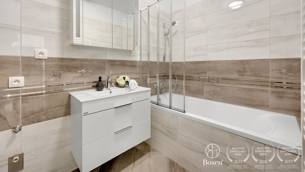 BOSEN | 3 izbový slnečný byt v projekte Panorama City, 74.86 m2