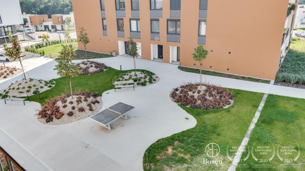 BOSEN | 2 izbový byt Slnečnice s vonkajším parkovacím státím