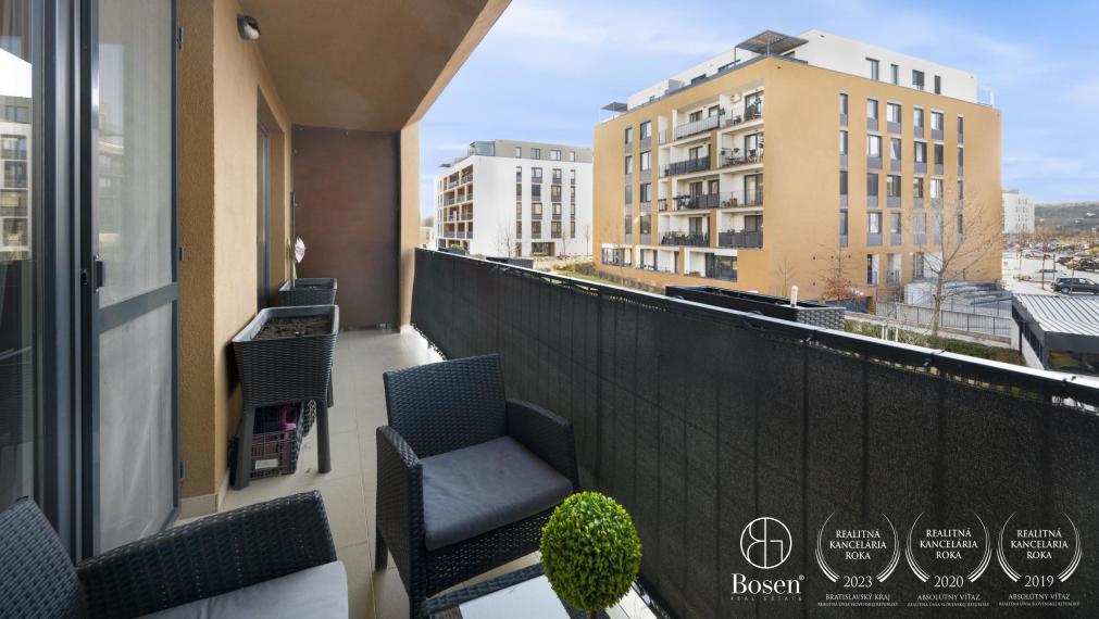 BOSEN | 2 izbový byt Slnečnice s vonkajším parkovacím státím