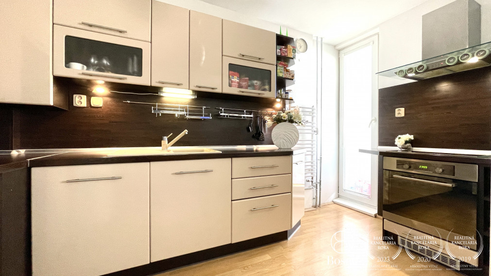 BOSEN | Prenájom 2 izbový byt na ulici Kukučinova Bratislava - m.č. Nové Mesto