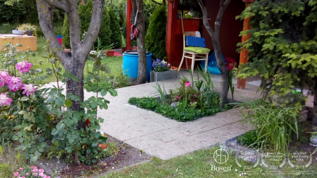 REZERVOVANÉ | Záhradná chata v Bratislave vo vlastníctve, Rača, Žabí majer, 300 m2