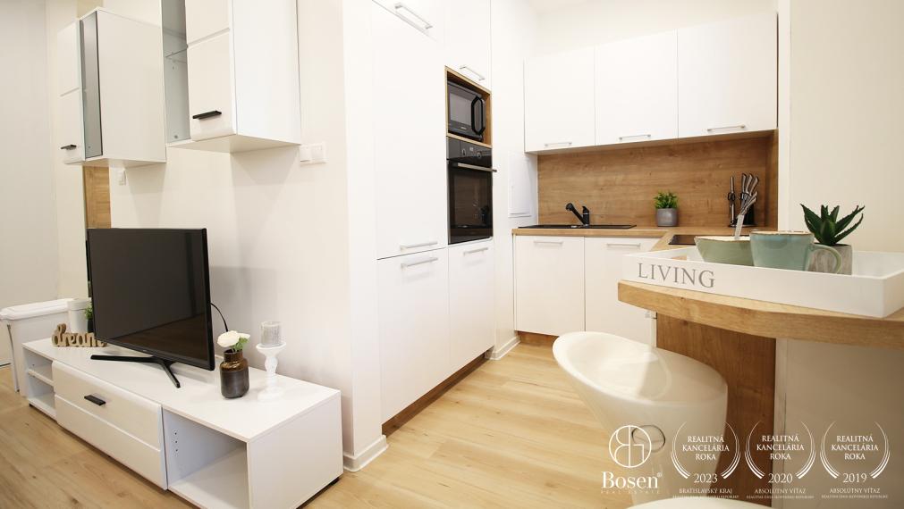 BOSEN | 2 - izbový byt, na prenájom s loggiou 14 m2, Karadžičova, Bratislava