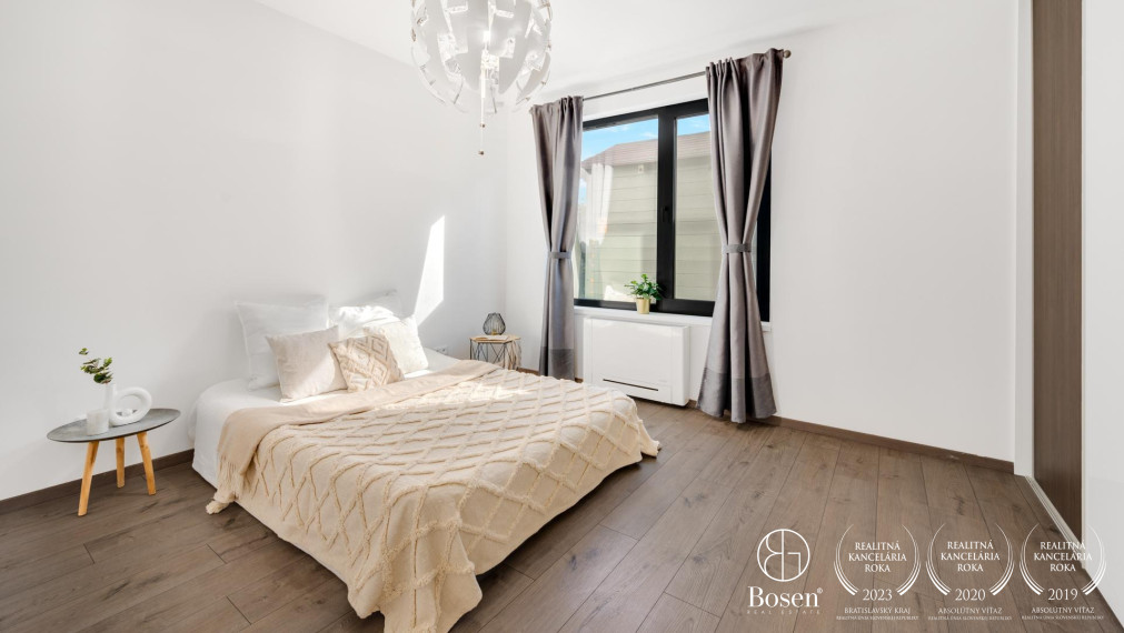 REZERVOVANÝ | Priestranný 2 izb.byt s predzáhradkou v projekte Na Piesku, Ružinov, 145 m2