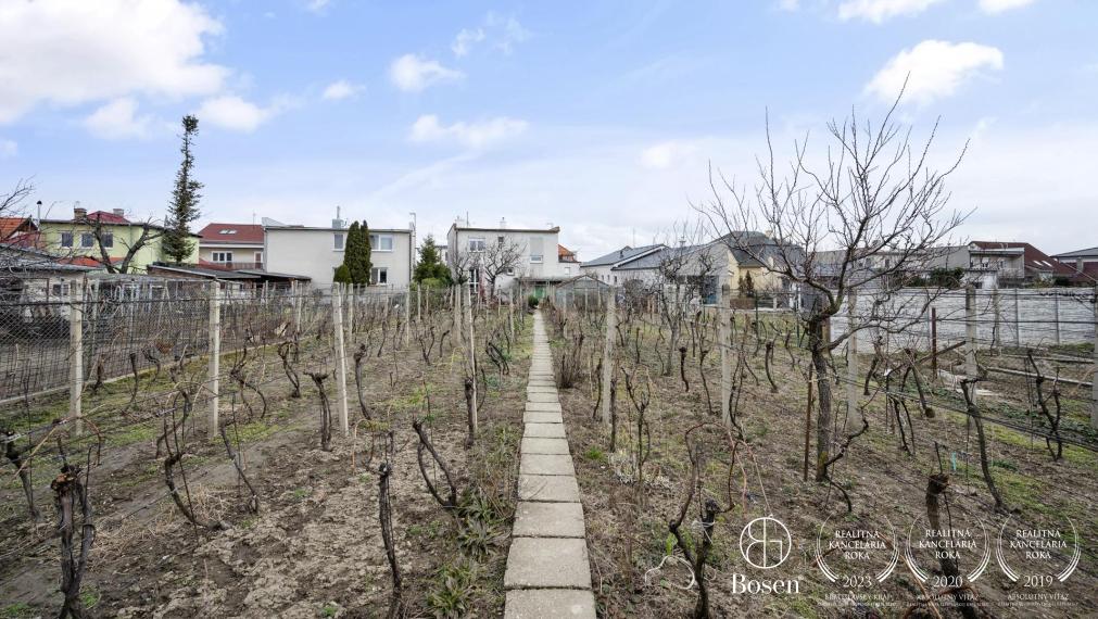 Predané - BOSEN |  5 izbový rodinný dom so slnečným pozemkom, Banícka - Pezinok