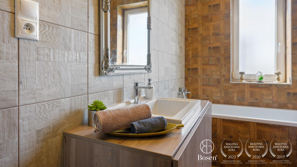 BOSEN | PREDANÝ 4 izbový dom, novostavba - Rovinka