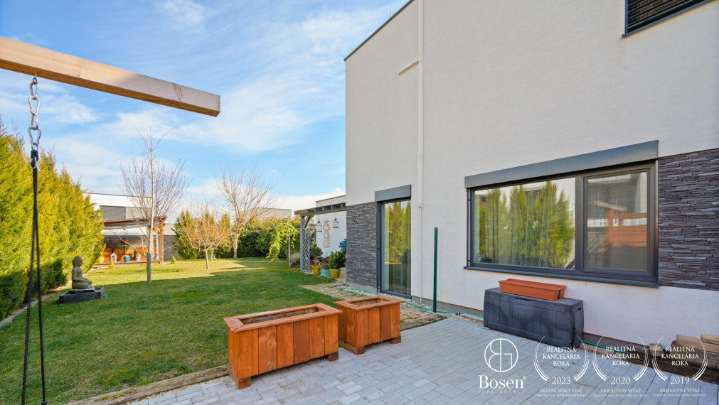 BOSEN | PREDANÝ 4 izbový dom, novostavba - Rovinka