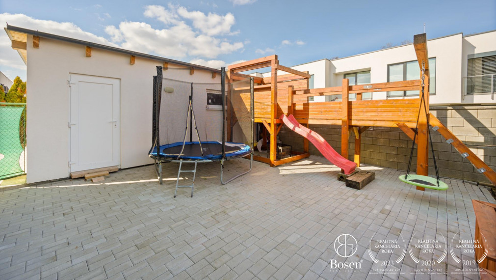 BOSEN | PREDANÝ 4 izbový dom, novostavba - Rovinka