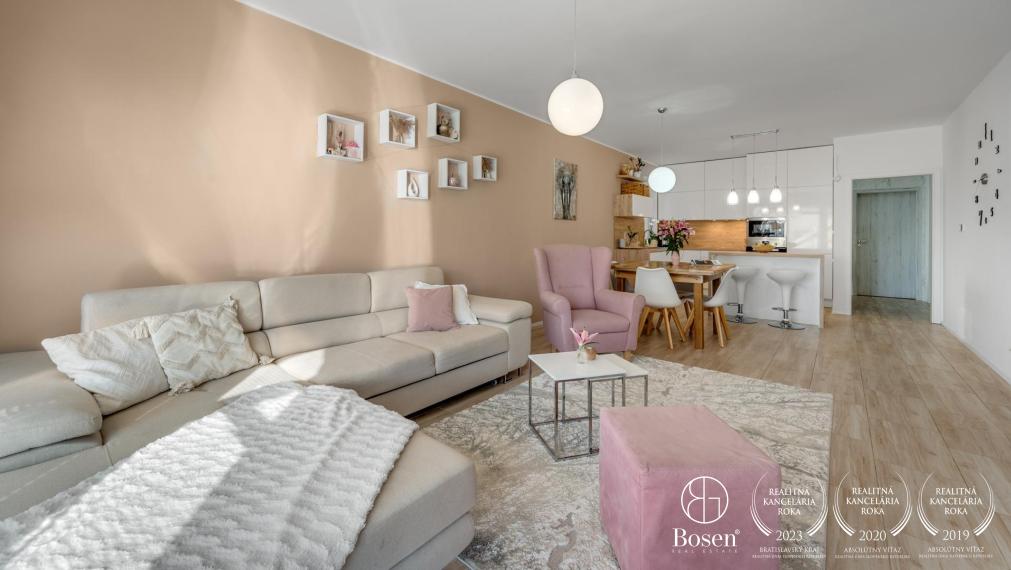 BOSEN | 3 izbový byt v dvojdome s garážou