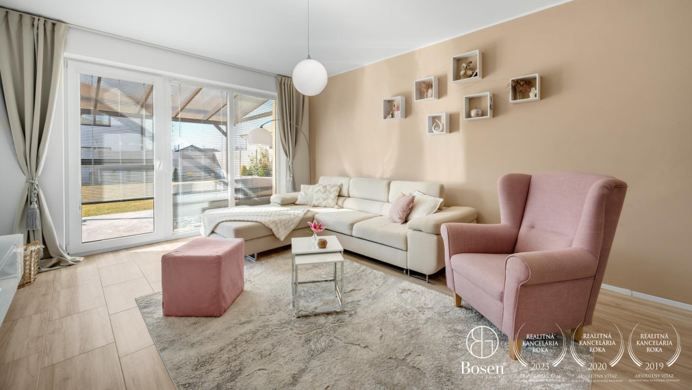BOSEN | 3 izbový byt v dvojdome s garážou