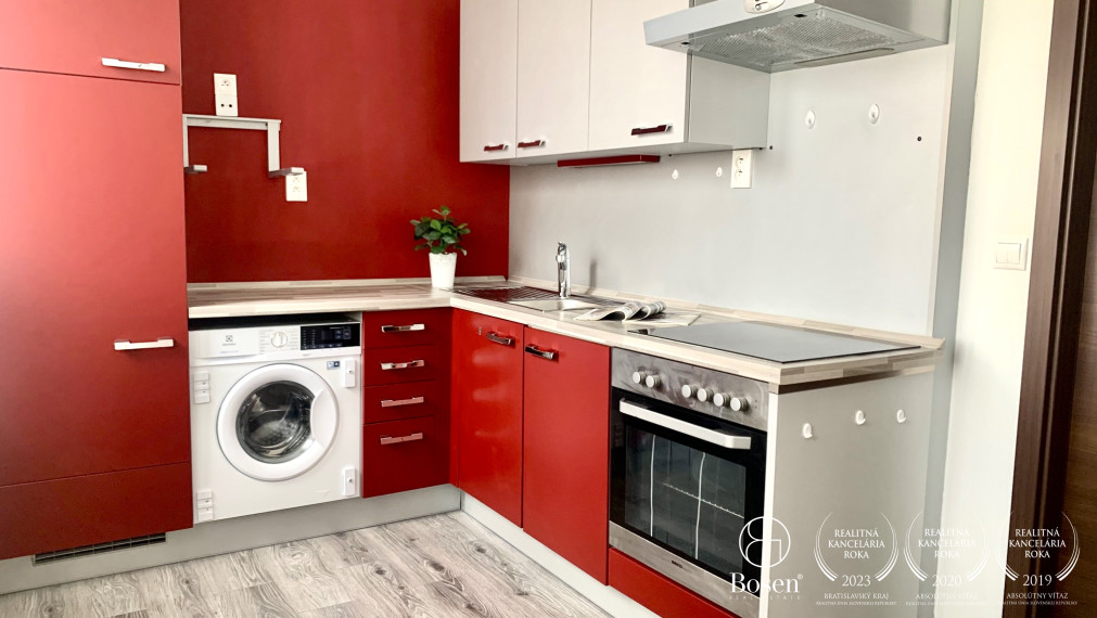 Predané BOSEN | Na prenájom slnečný 1 izbový byt, na ulici Krásnohorská, m.č. Petržalka - Bratislava