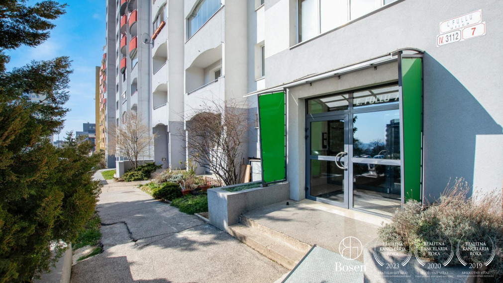 PREDANÉ: BOSEN | Zariadený 1 izb. byt so spacím kútom, ul. Ľ. Fullu, Karlova Ves, 36 m2