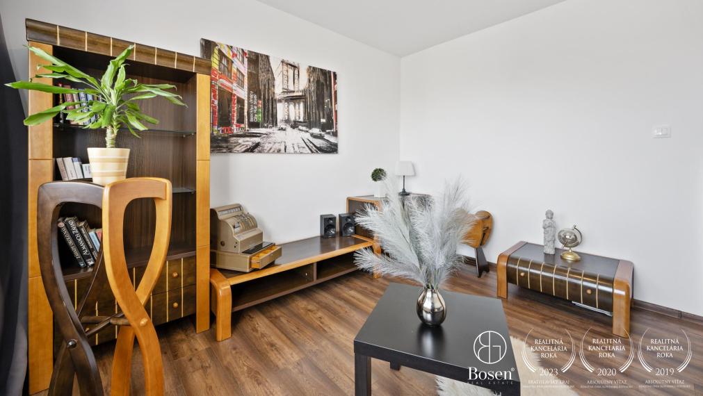 BOSEN | 5 izbový rodinný dom s pekným pozemkom, Vysoká pri Morave