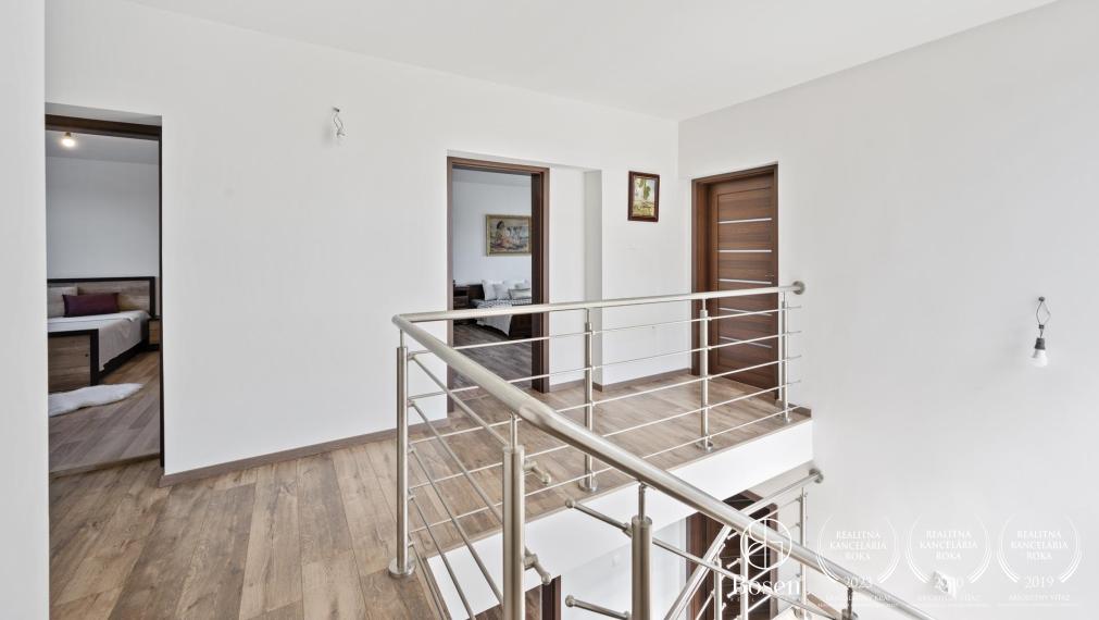 BOSEN | 5 izbový rodinný dom s pekným pozemkom, Vysoká pri Morave