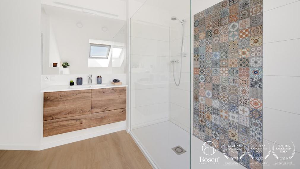 Predané BOSEN | Slnečný 3 izb. mezonetový byt 140m2, na ulici Zochova, m. č. Bratislava - Staré Mesto