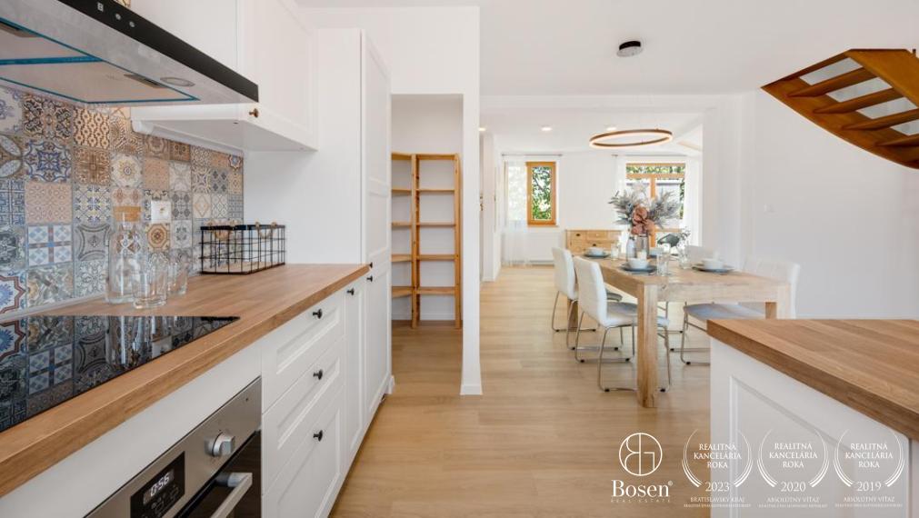 Predané BOSEN | Slnečný 3 izb. mezonetový byt 140m2, na ulici Zochova, m. č. Bratislava - Staré Mesto