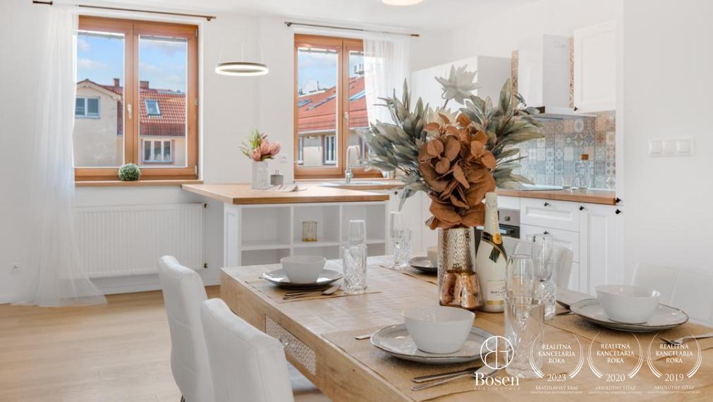 Predané BOSEN | Slnečný 3 izb. mezonetový byt 140m2, na ulici Zochova, m. č. Bratislava - Staré Mesto