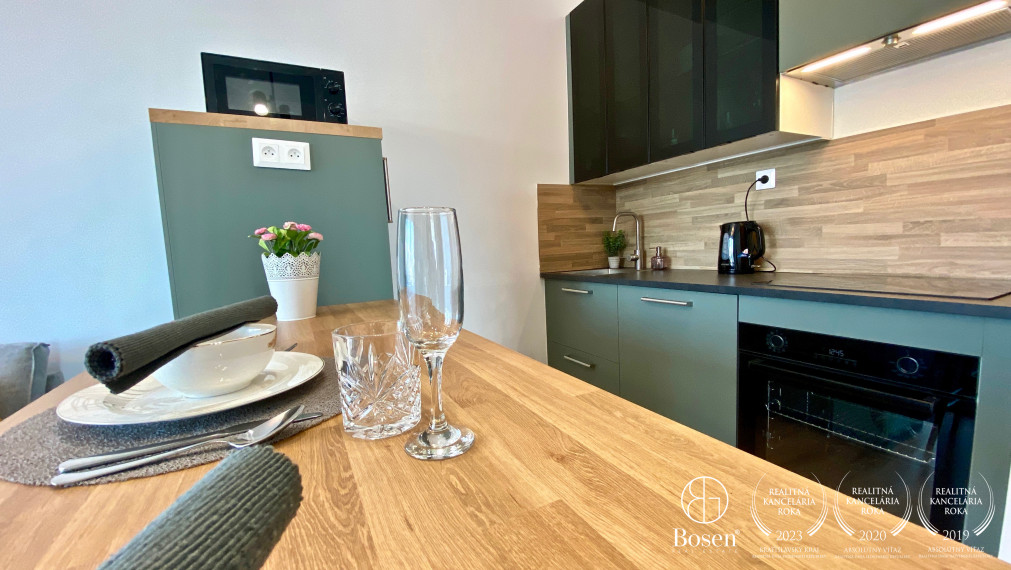 BOSEN | Prenájom 2 izbový byt s 2 parkovacími státiami v novostavbe NUPPU