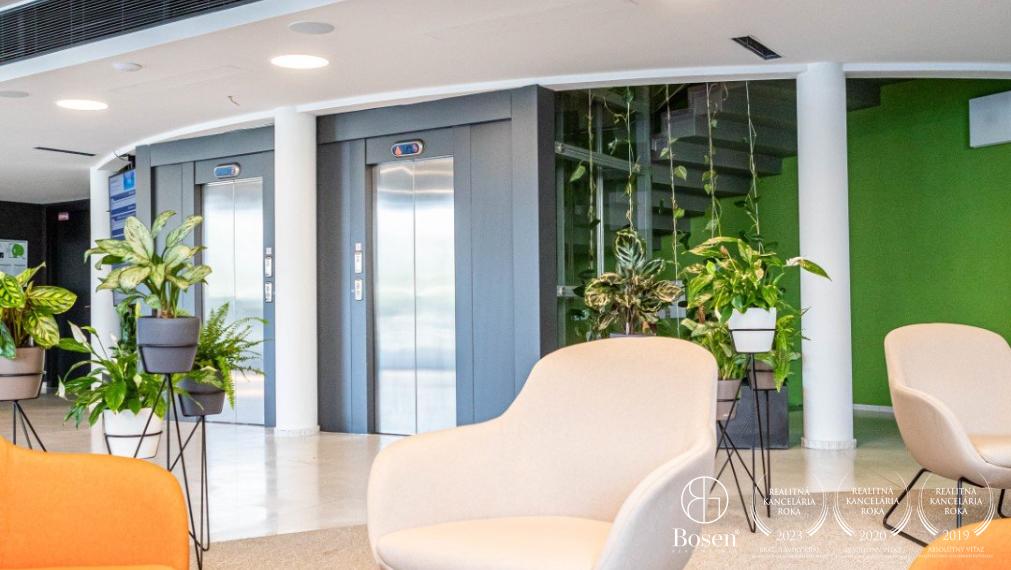 PRENAJATÉ - BOSEN | Prenájom kancelárskych priestorov, Petržalka - Bratislava 350m2.