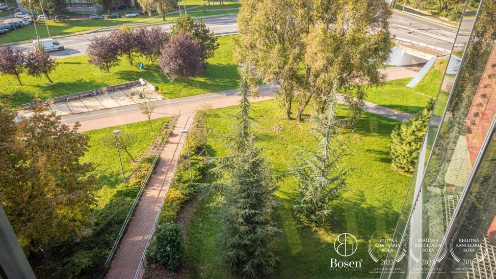 PRENAJATÉ - BOSEN | Prenájom kancelárskych priestorov, Petržalka - Bratislava 350m2.