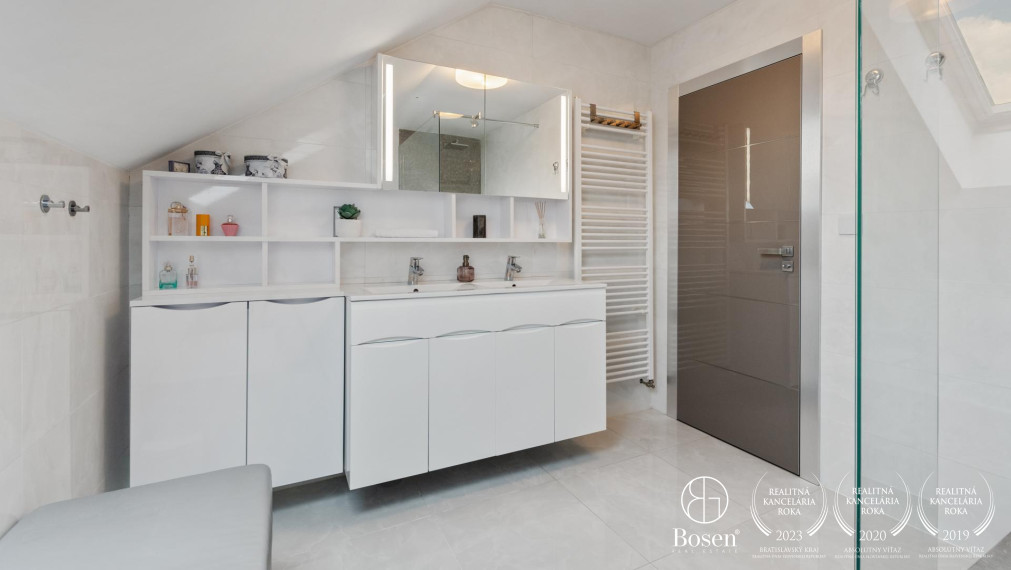 BOSEN | 4 izbový rodinný dom, Opletalova, Bratislava - m.č. Devínska Nová Ves