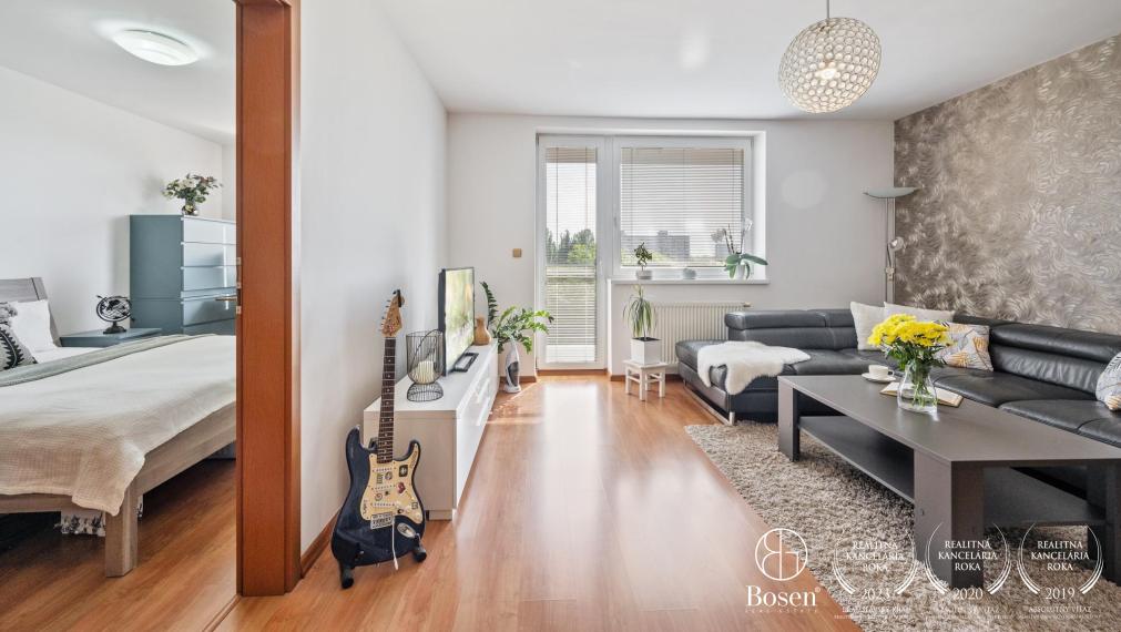 PREDANÉ: BOSEN | Zariadený 2 izb. byt vo vyhľadávanej časti Ružinova, Čaklovská ul.
