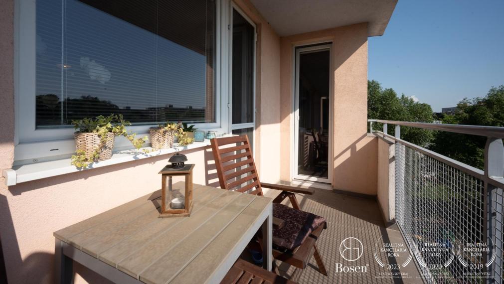 PREDANÉ: BOSEN | Zariadený 2 izb. byt vo vyhľadávanej časti Ružinova, Čaklovská ul.