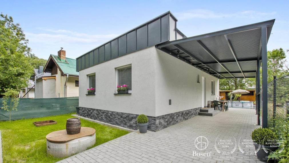 BOSEN | PREDANÉ Novostavba 3 izbová chata v obci Častá, 404m2