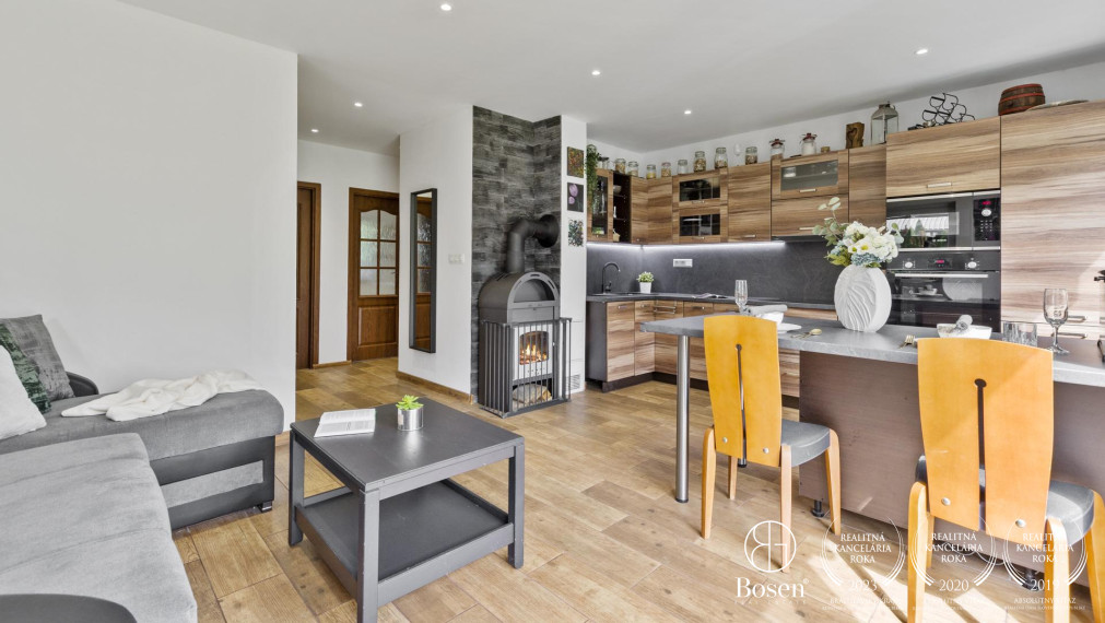 BOSEN | PREDANÉ Novostavba 3 izbová chata v obci Častá, 404m2