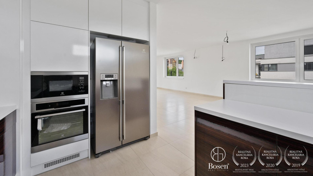 BOSEN | Veľkometrážny 3 izbový byt s terasou a zimnou záhradou, Martina Granca - Dúbravka, 305m2