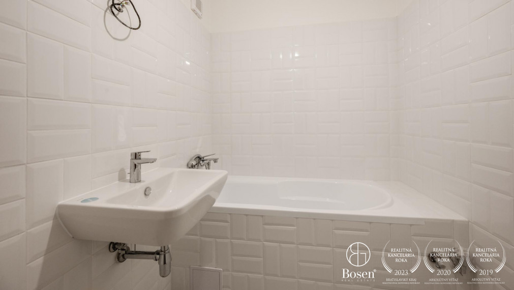 PREDANÉ: BOSEN | Zrekonštruovaný 3 izb. byt., Ľ. Fullu, Karlova Ves, 76 m2