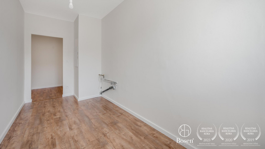 PREDANÉ: BOSEN | Zrekonštruovaný 3 izb. byt., Ľ. Fullu, Karlova Ves, 76 m2