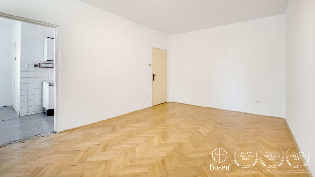 REZERVOVANÉ | Priestranný 3 izb.byt v skvelej lokalite, Ružinov, Andreja Mráza, 81 m2