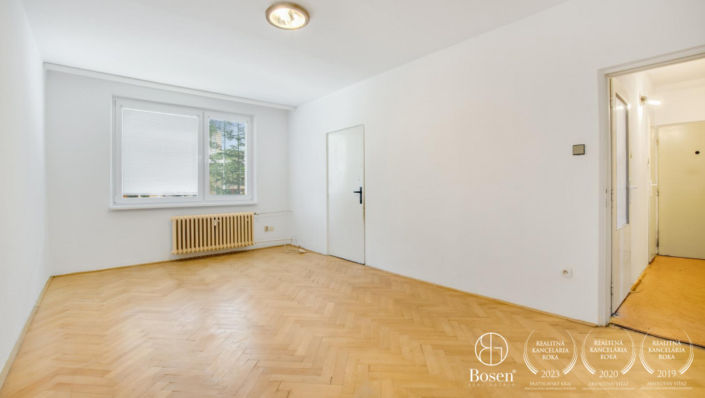 REZERVOVANÉ | Priestranný 3 izb.byt v skvelej lokalite, Ružinov, Andreja Mráza, 81 m2