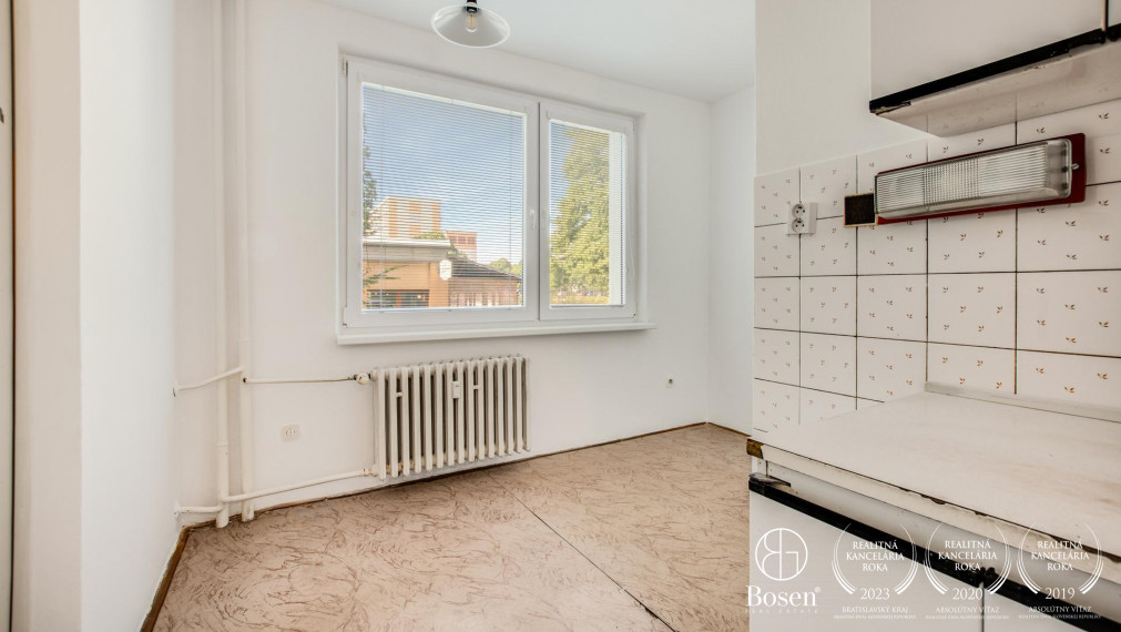 REZERVOVANÉ | Priestranný 3 izb.byt v skvelej lokalite, Ružinov, Andreja Mráza, 81 m2