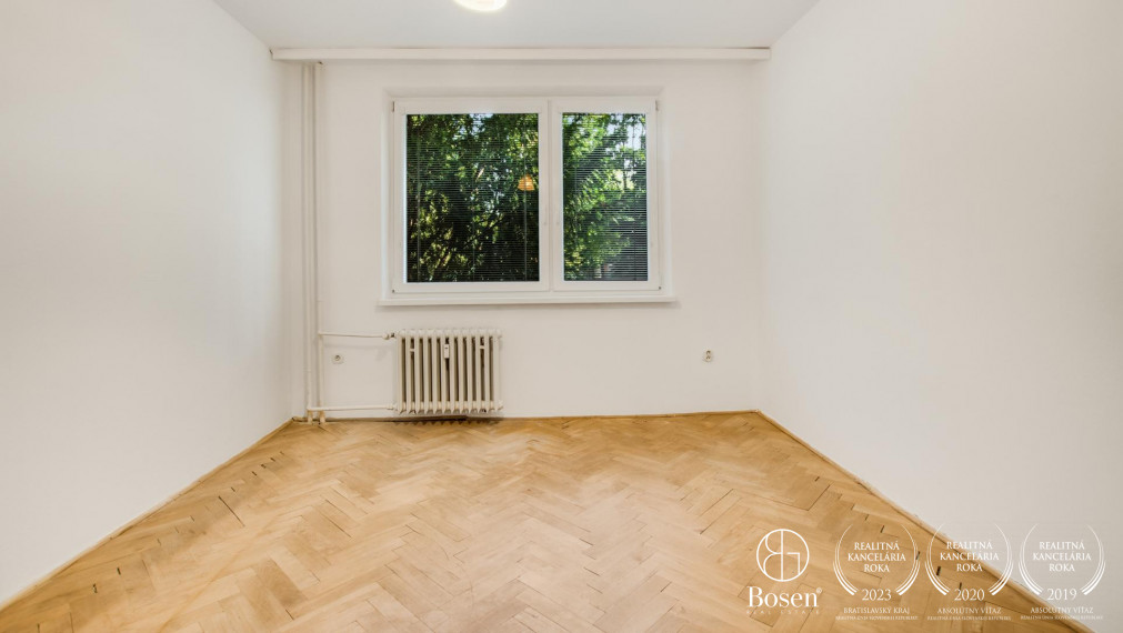 REZERVOVANÉ | Priestranný 3 izb.byt v skvelej lokalite, Ružinov, Andreja Mráza, 81 m2