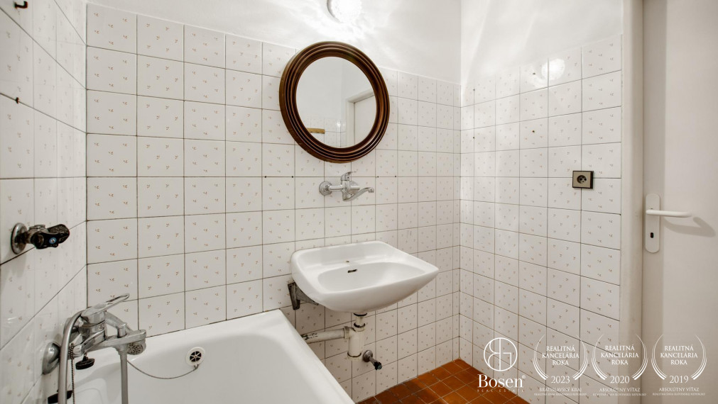 REZERVOVANÉ | Priestranný 3 izb.byt v skvelej lokalite, Ružinov, Andreja Mráza, 81 m2