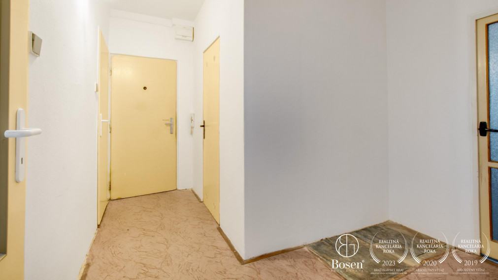 REZERVOVANÉ | Priestranný 3 izb.byt v skvelej lokalite, Ružinov, Andreja Mráza, 81 m2