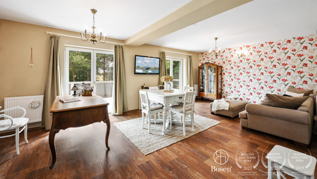 BOSEN | Rodinný dom s bazénom a garážou v tichej lokalite, Bohdanovce nad Trnavou